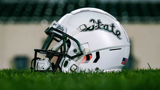 MSU 'State' script helmet 2